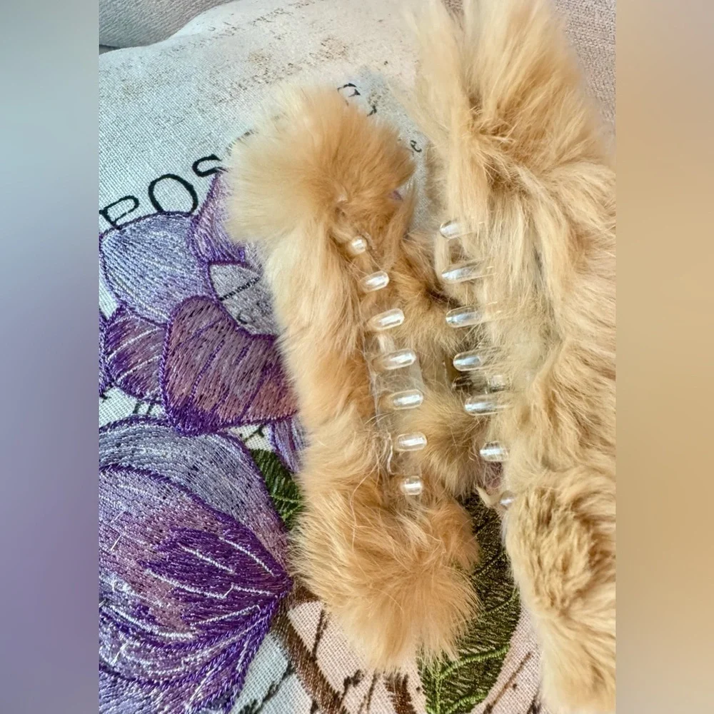 New Luxurious Toffee Faux Fur Acrylic Claw Style Hair Clip - 4”